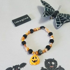 Halloween pumkin, stretch, charm bracelet!